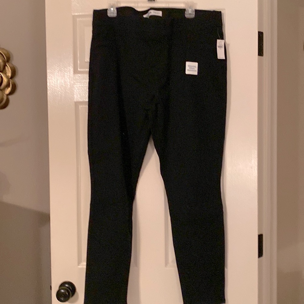 Black jeggings